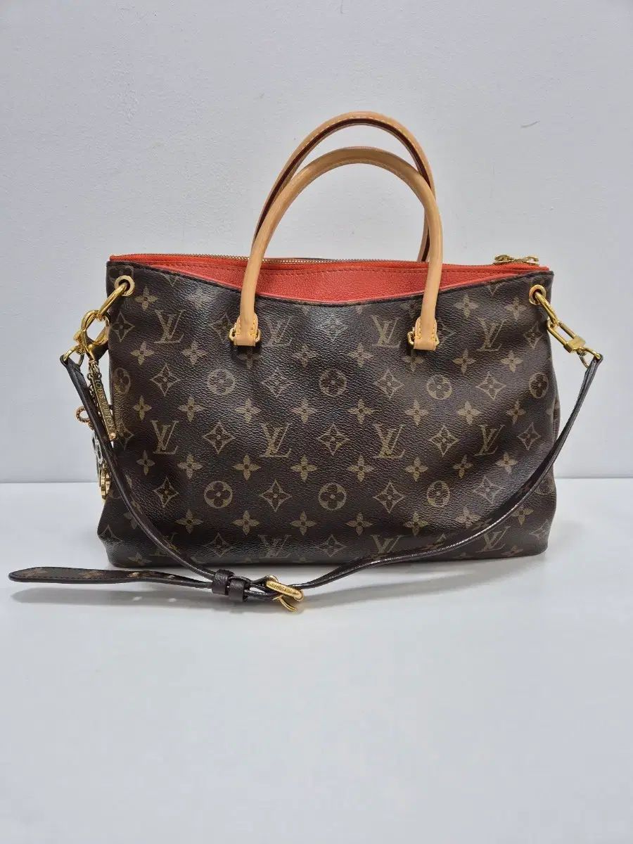 ルイヴィトン PALACE MM モノグラム バーガンディ