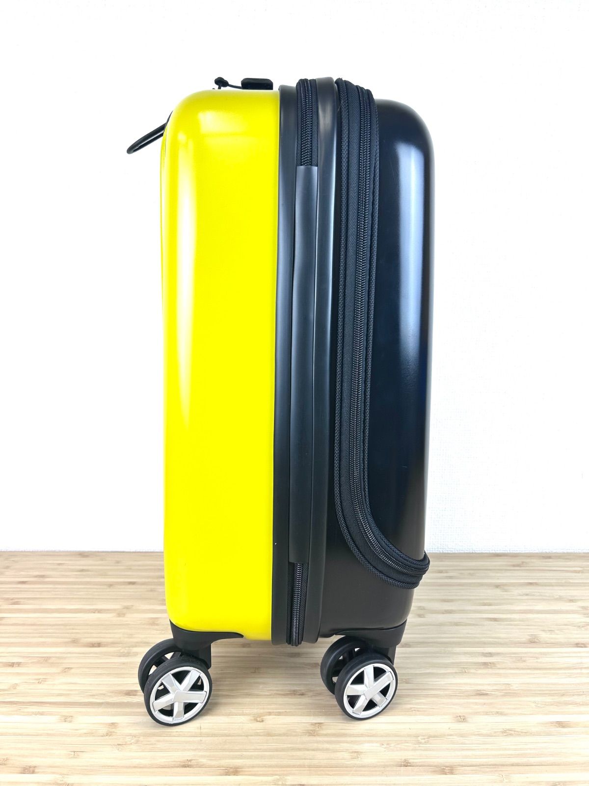 新品未使用品】阪神タイガース ファンクラブ限定 キャリーケース