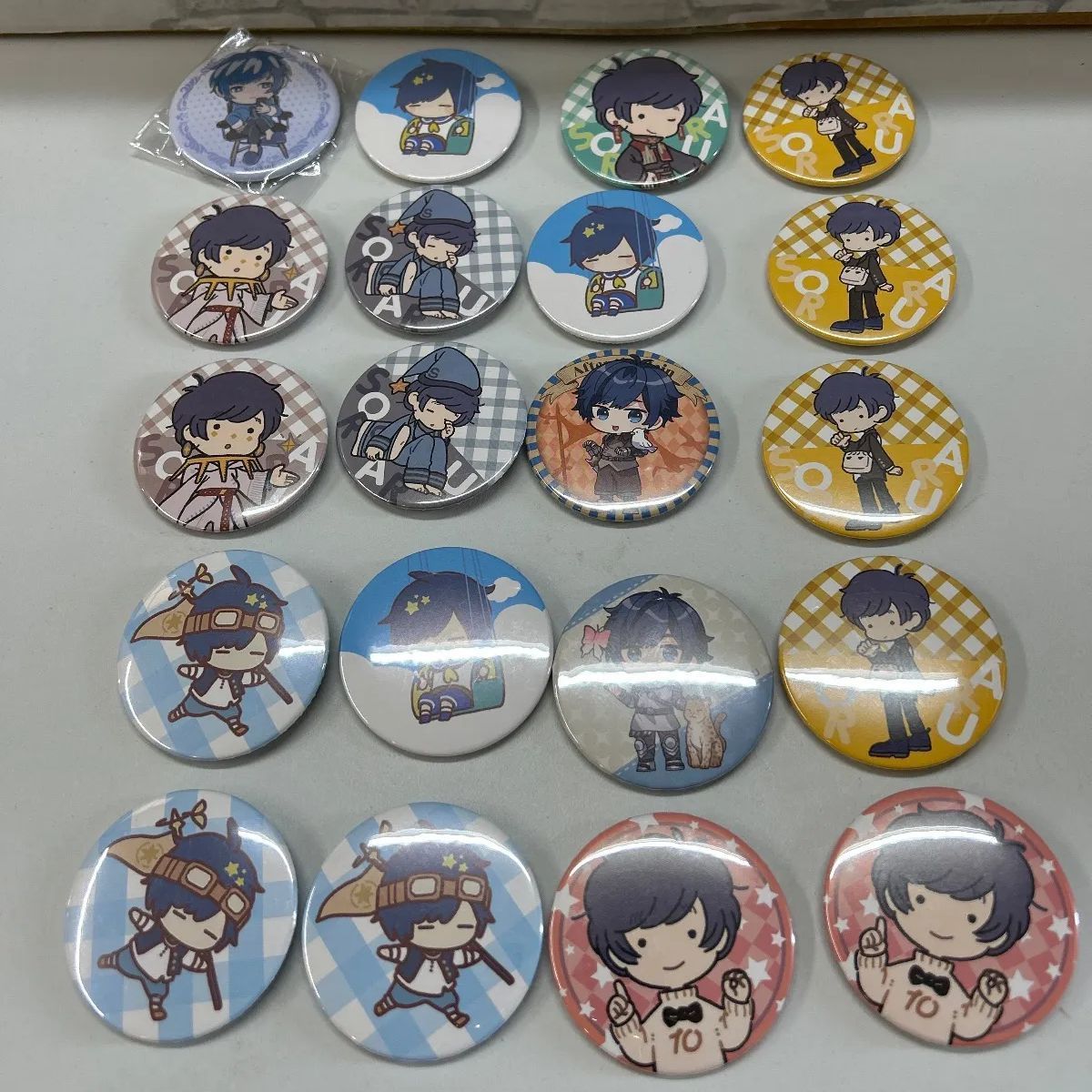 Q8-12】◇そらる 缶バッジ 20個セット - メルカリ