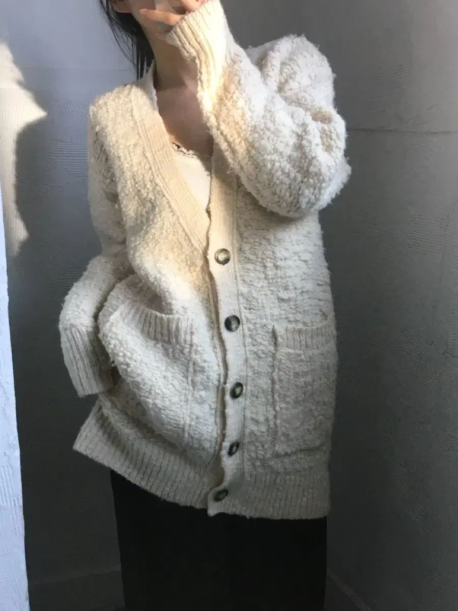 MM 6 Maison Margiela アイボリー ブークレ ツーポケット カーディガン