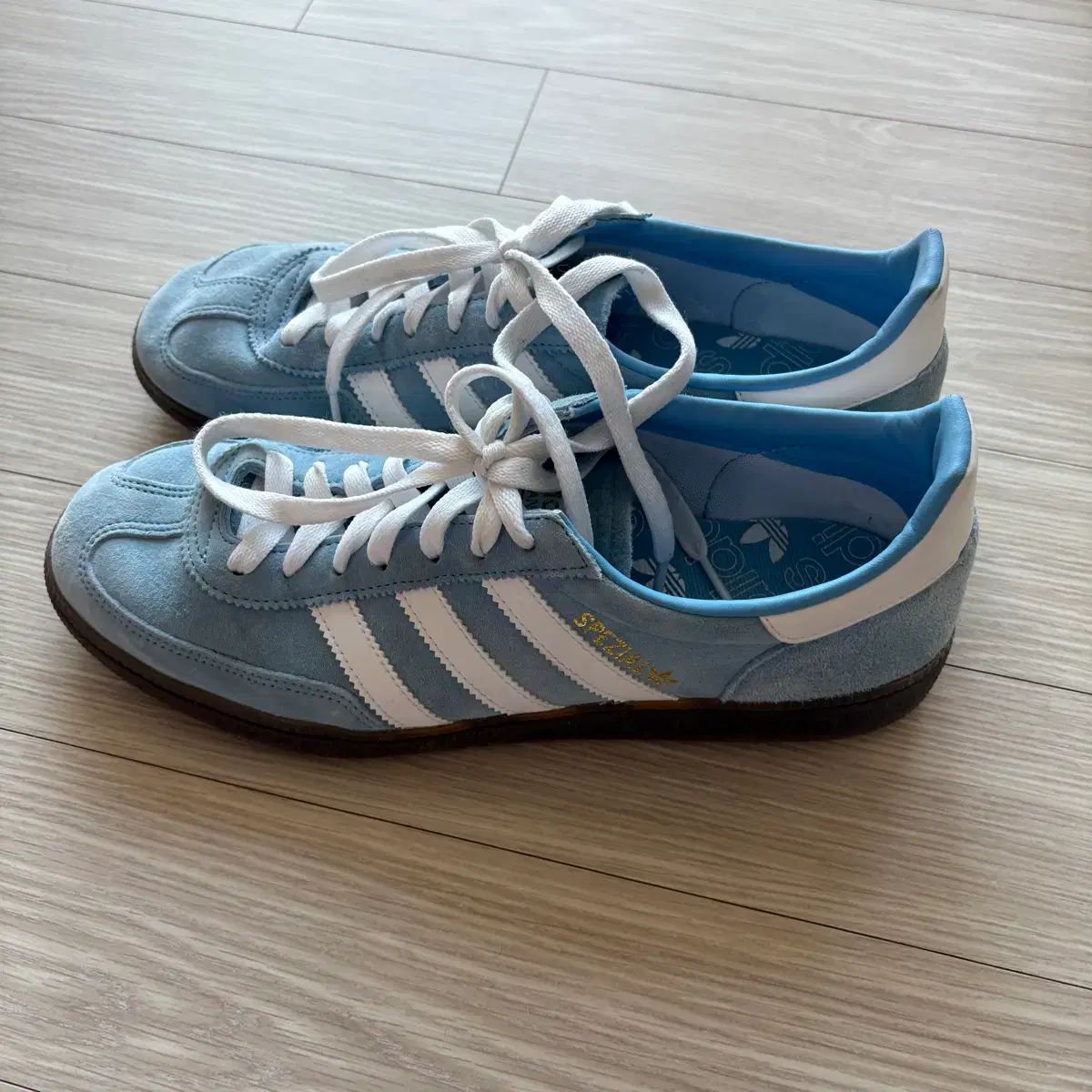 アディダス スペツィアル ハンドボール ライトブルー 275