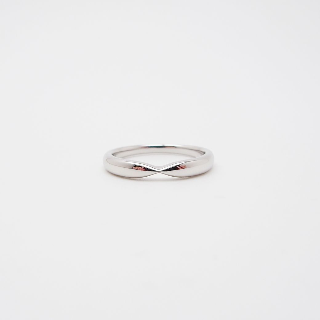 新品同様　ティファニー　Ptウェディング　バンドリング　12.5号　新品仕上げ済 ティファニー ハーモニー ウェディング バンド リング #12.5 Pt950 箱