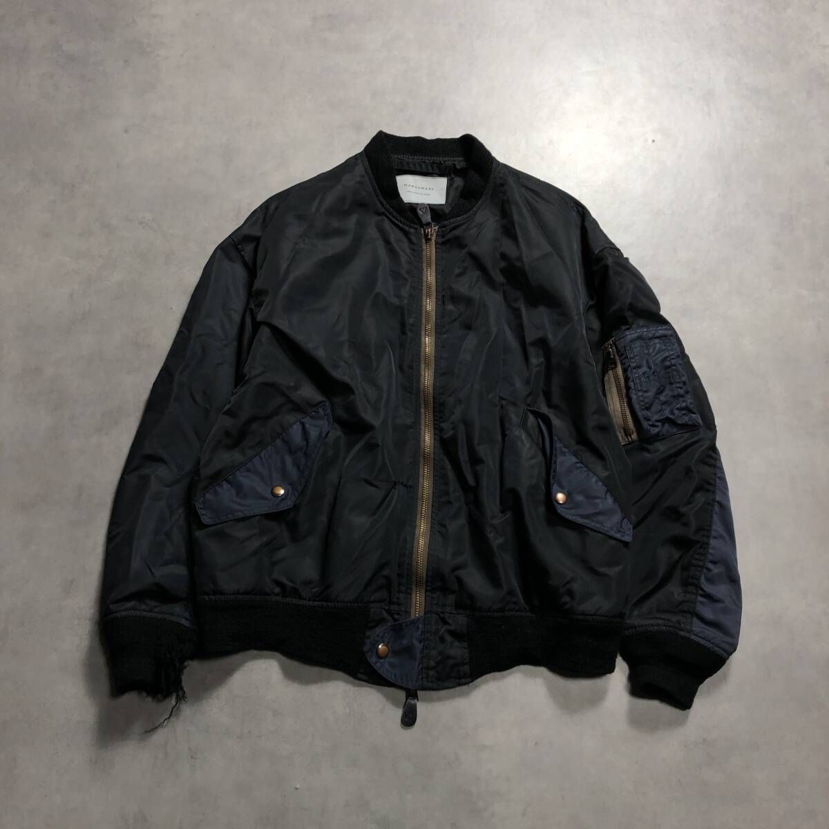 GQ4530◇MARKAWARE : L-2Bフライトジャケット◇黒/ネイビー マーカ