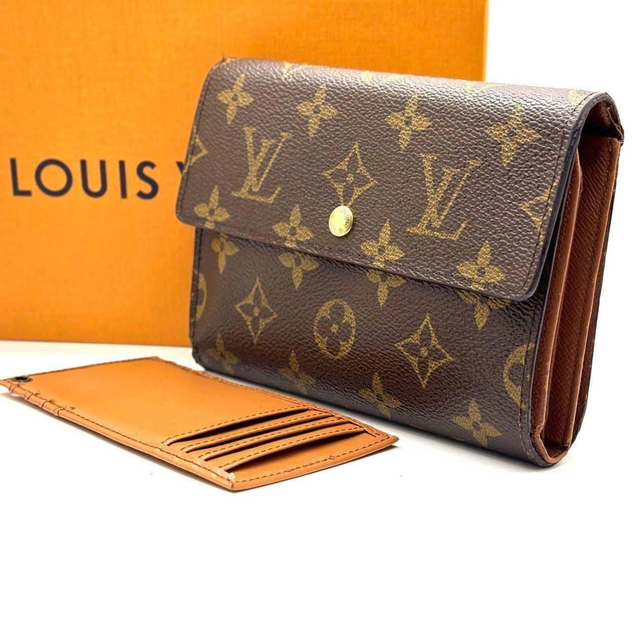 これ一つで、移動が整う✨ LOUIS VUITTON 三つ折り財布 パスポート収納