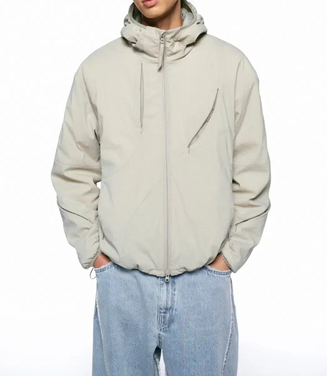 インサイレンス ソフトシェル アウター