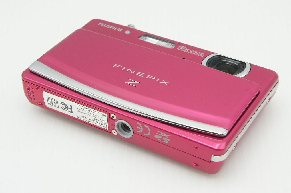 コンパクトデジタルカメラ