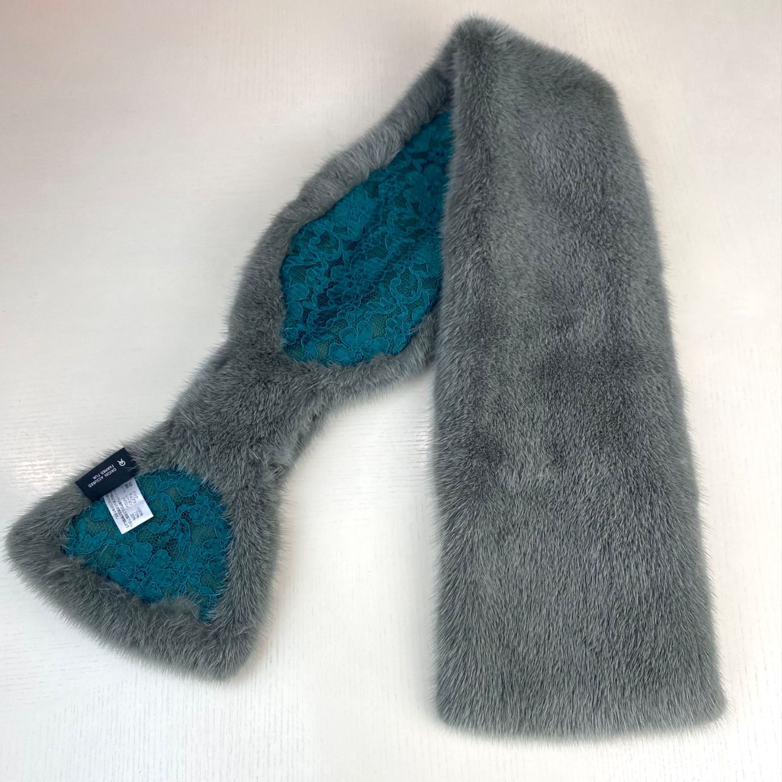 お正月セール　極美品　SAGA MINKマフラー ラグジュアリー！！大人気✨*SAGA MINK* ミンク マフラー 日本製 新品