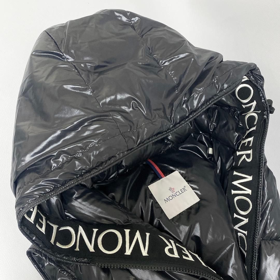 MONCLER / AGNEAUX ダウンベスト 4 ブラック メンズ - メルカリ
