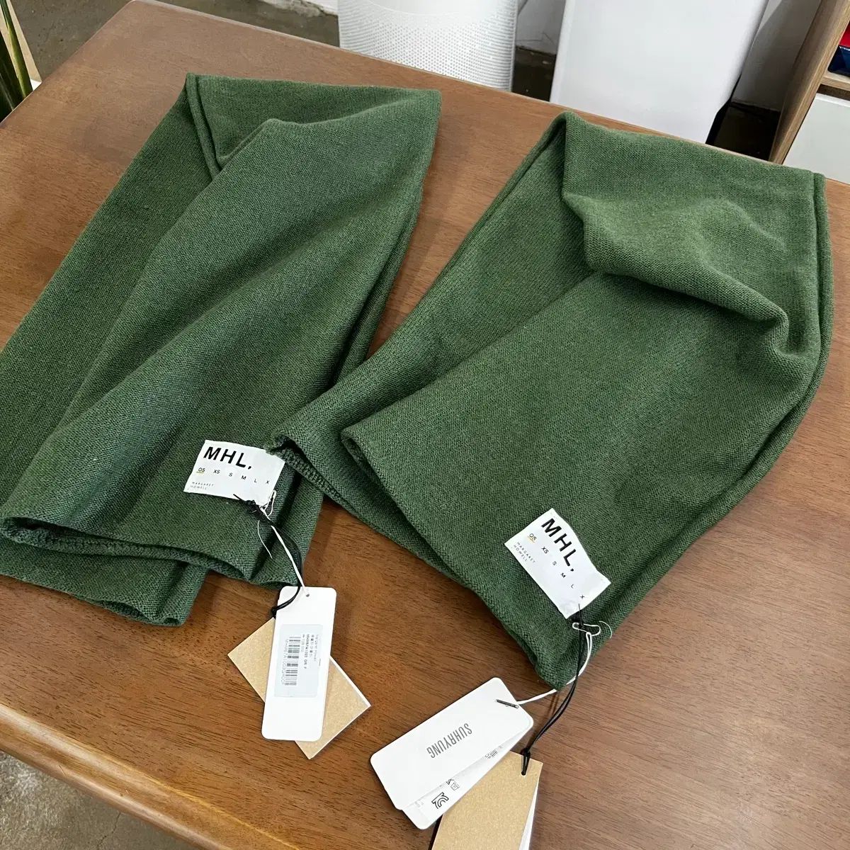 マーガレットハウエル チュプラ マフラー