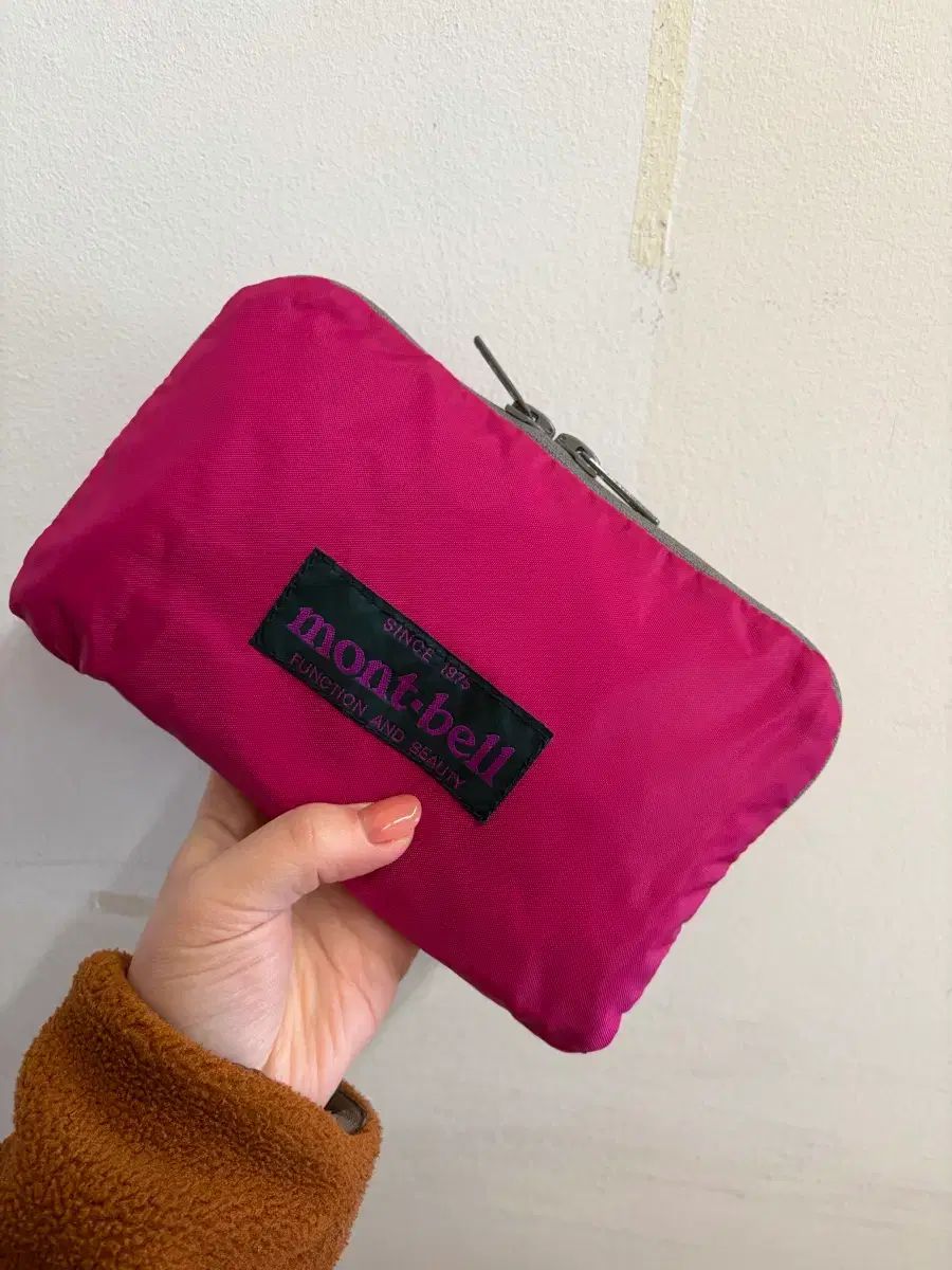 N 109 モンベル ポケッタブル デイパック バックパック