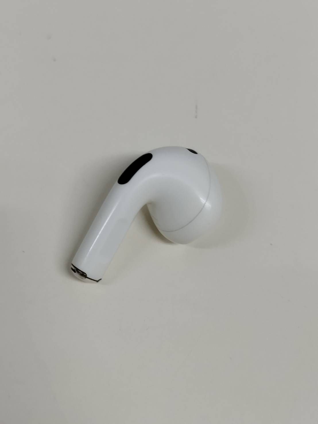 正規品】Apple AirPods 第3世代/A2565/ワイヤレスイヤホン/右耳のみ