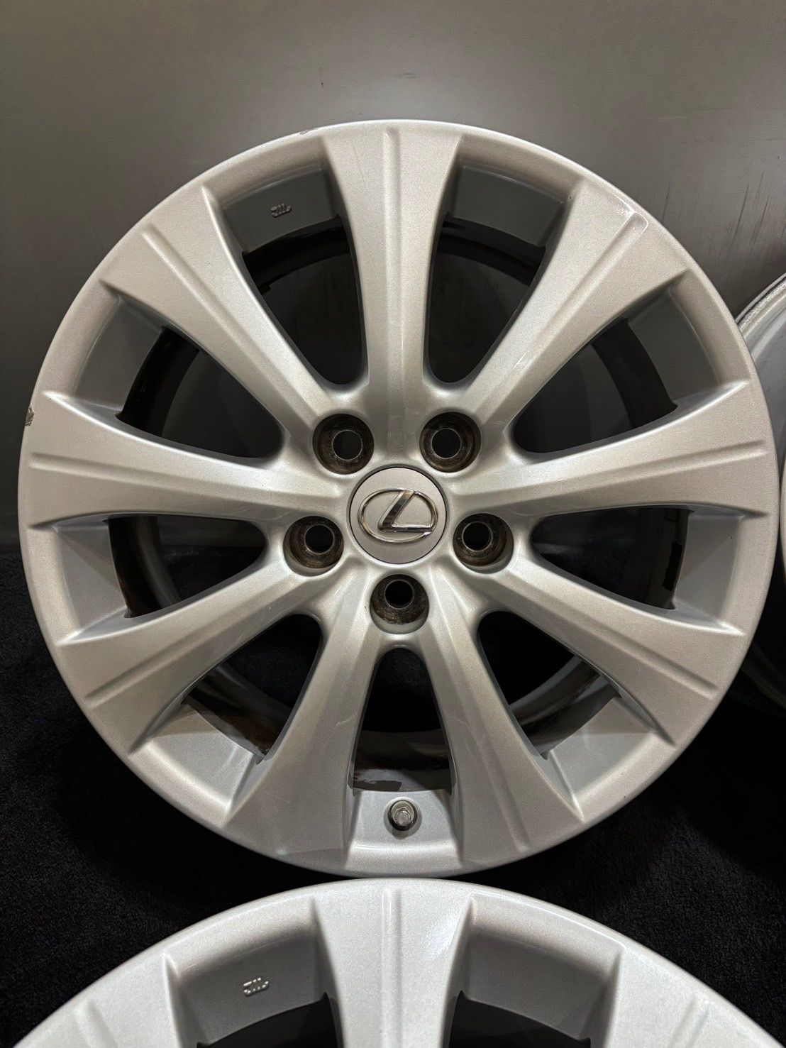 レクサス GS 17インチ 7.5 J 45 114.3 5 H アルミホイール 4本 IS クラウン マジェスタ 1-L 247