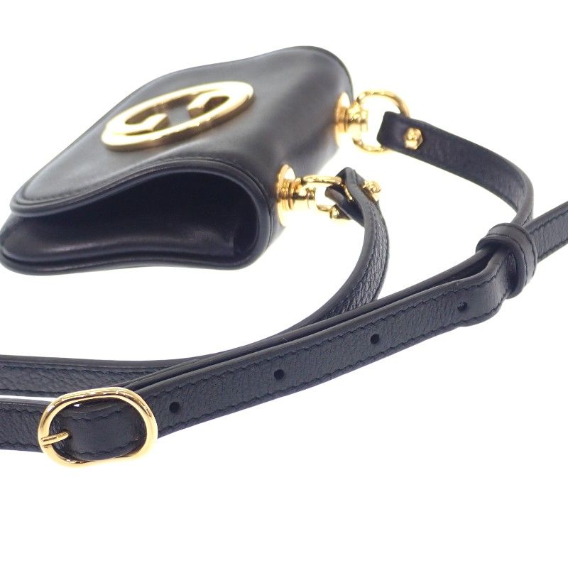 ブラック ゴールド金具