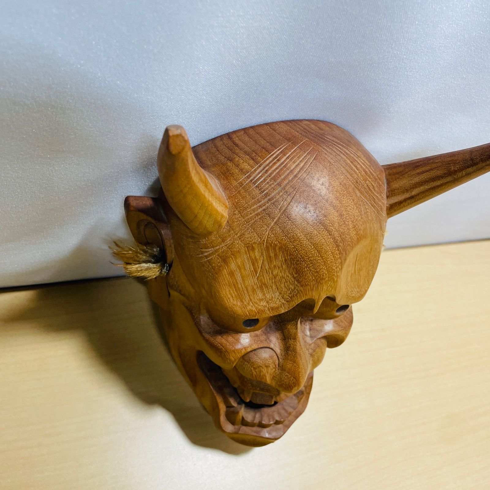 おめん　木彫り 今は更生した顔面凶器おじさん He's now a reformed man, but he used