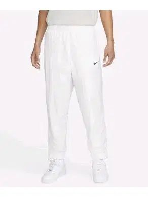 ナイキ ソロ スウッシュ トラック パンツ 白 DQ 6572