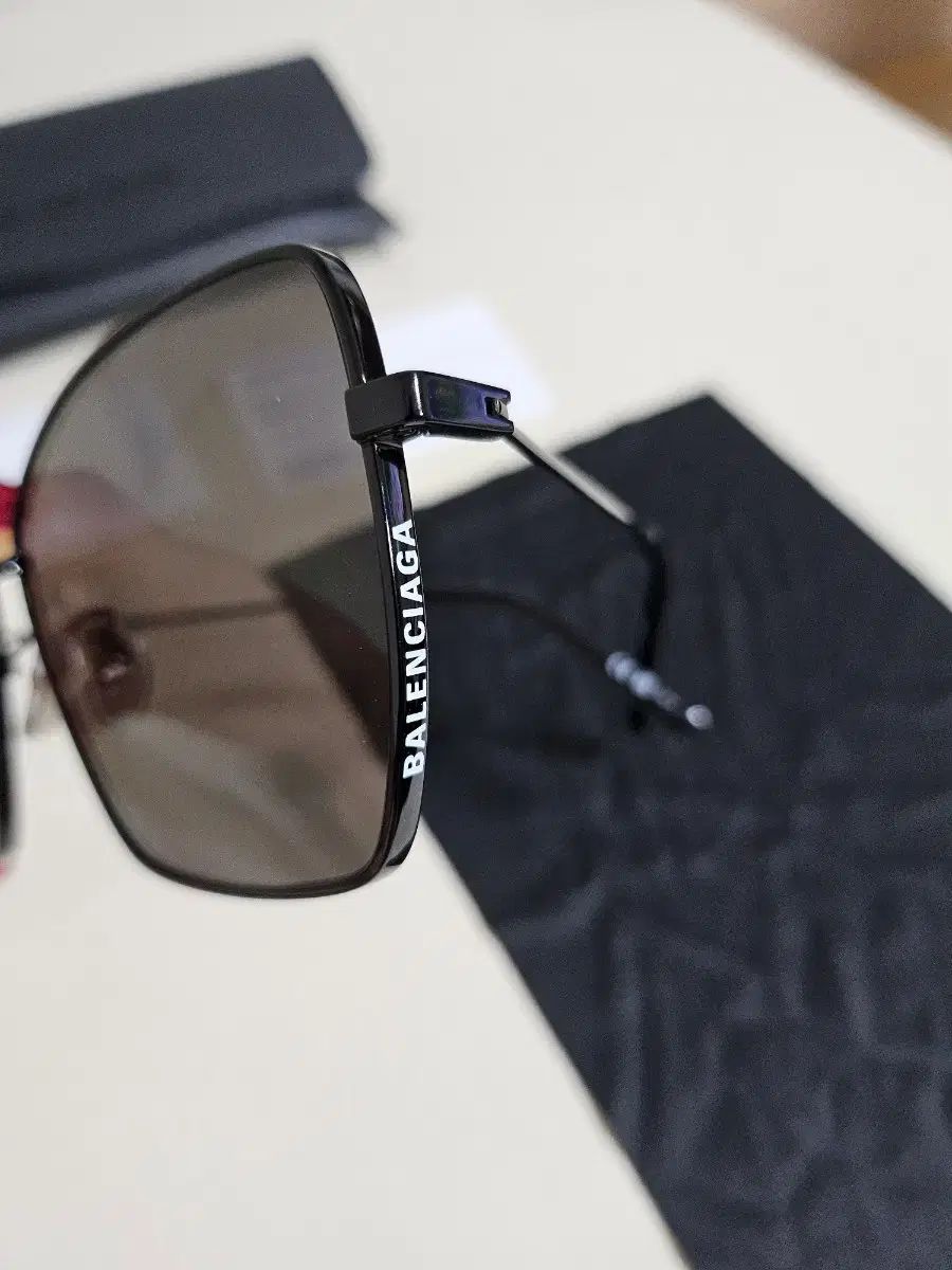 バレンシアガ ブラック スタシ レンズ ♥