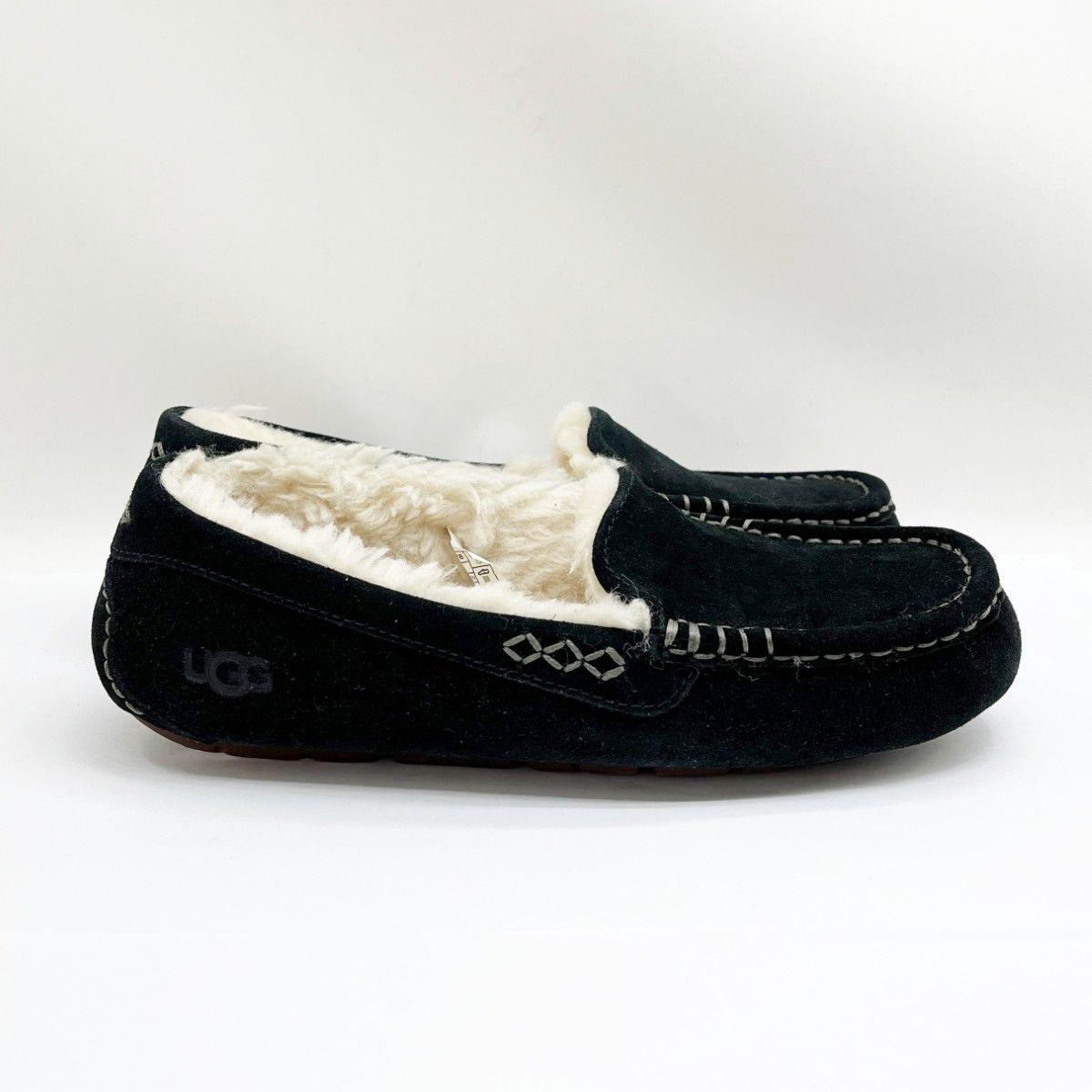 ◇◇UGG アグ モカシン 24cm 箱付 靴 レディース スレうす汚れあり