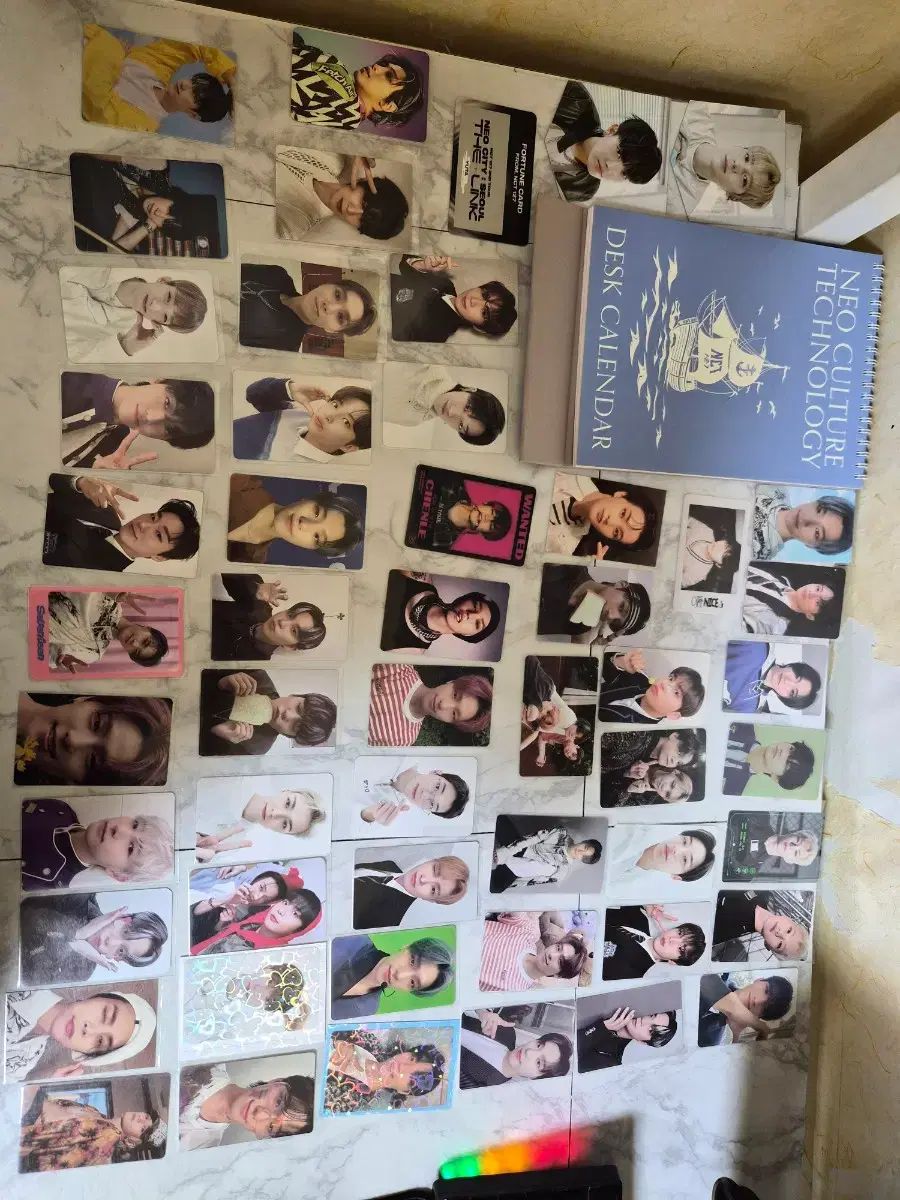 ATEEZ SEVENTEEN NCT まとめ売り コメント参照 トレカ 証明写真 ステッカー シーグリ