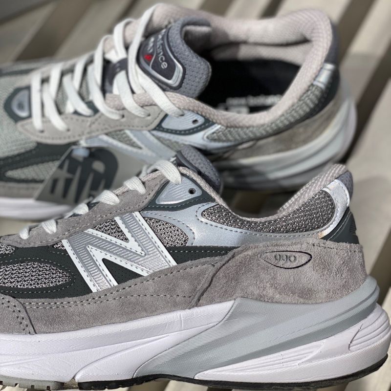 スニーカーカジュアルシューズ Made