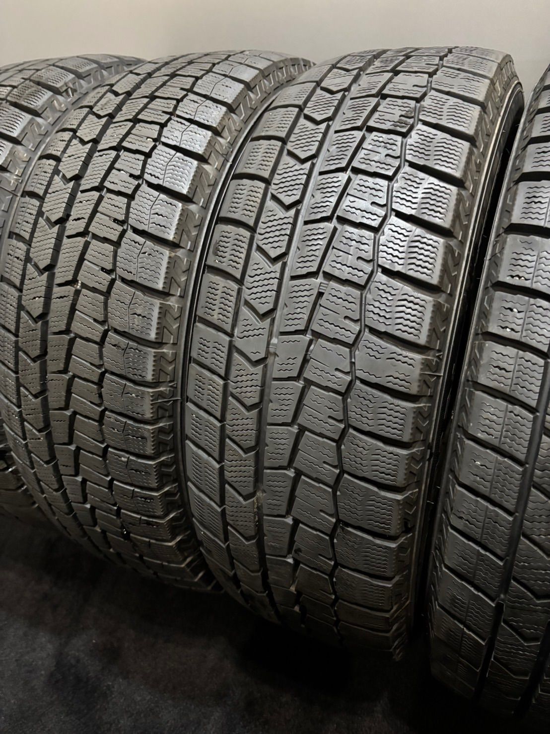 195|65 R 15 DUNLOP|WINTER MAXX WM 02 24年製 スタッドレス 4本 ダンロップ ウィンターマックス ノア ヴォクシー プリウス 南4-L 251