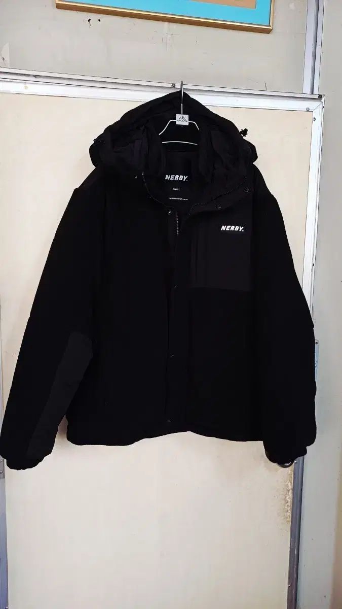 ナーディメンズパーカ