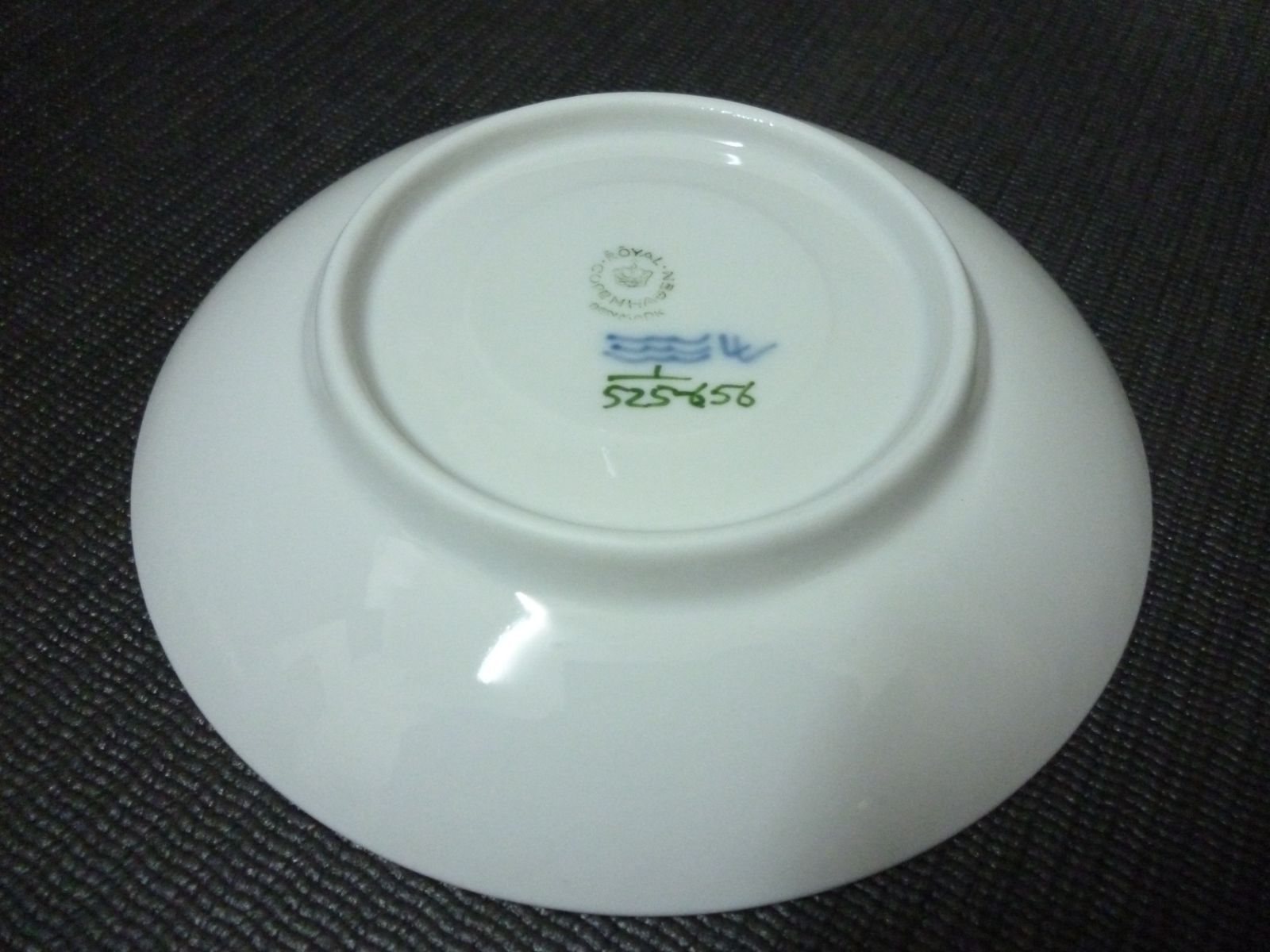 ロイヤルコペンハーゲン ブルーフルーテッド