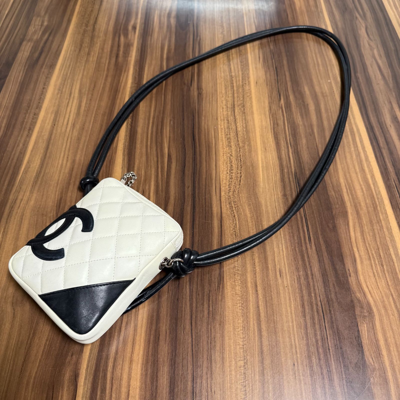 CHANEL シャネル ショルダーバッグ カンボンライン ホワイト マトラッセ ココマーク ラムスキン