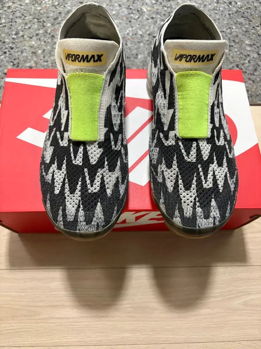 NIKE x アクロニウム ヴェイパーマックス ネックレス 2本 サイズ 255