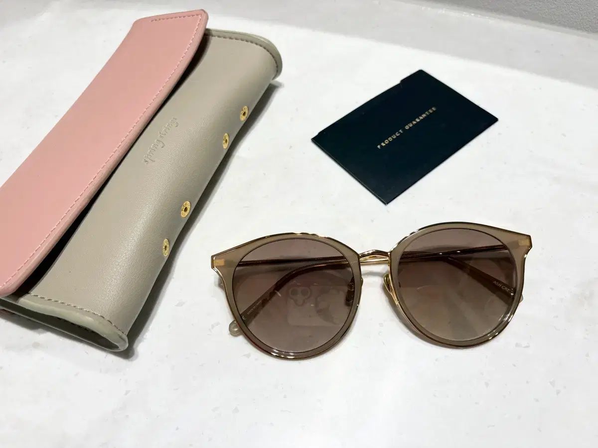 スプリングシャーリング サングラス