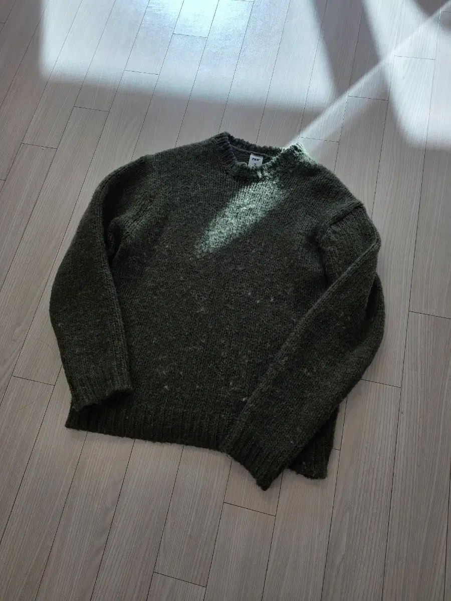 BLIND ウールニット セーター グリーン 2 サイズ