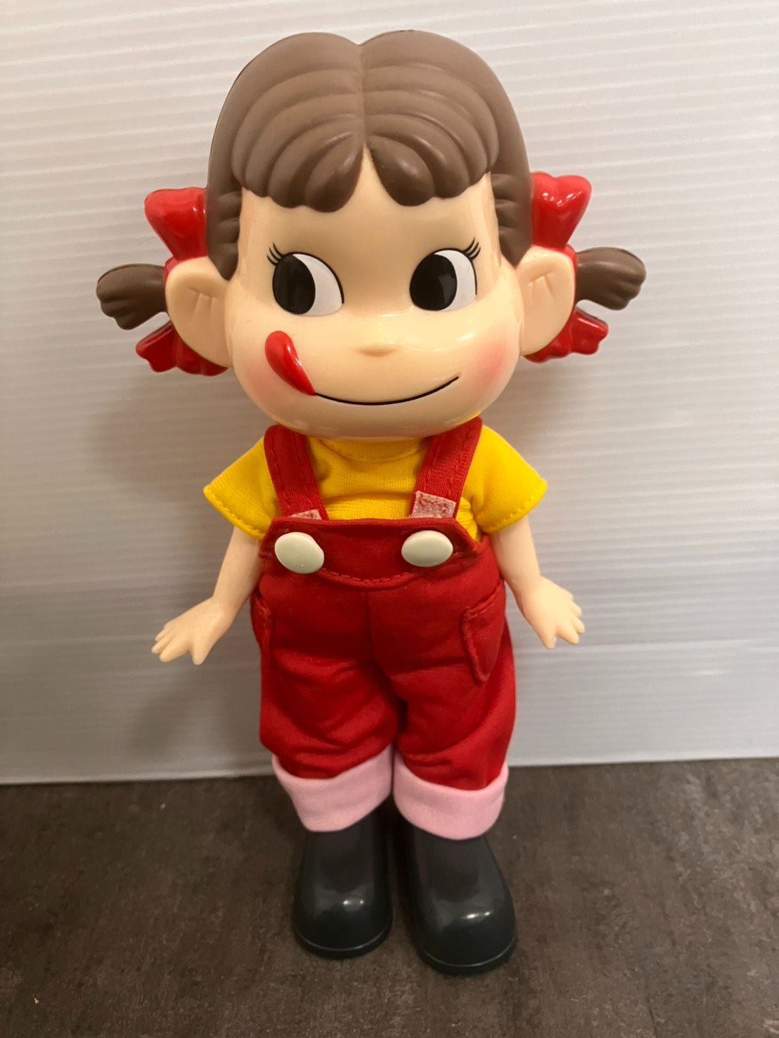 不二家 ペコちゃん着せかえ人形/スポーツポコちゃん人形 2体セット