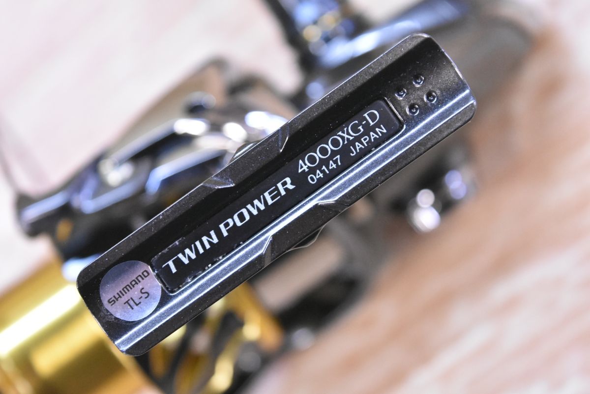 シマノ 20 ツインパワー 4000XG SHIMANO TWIN POWER スピニングリール