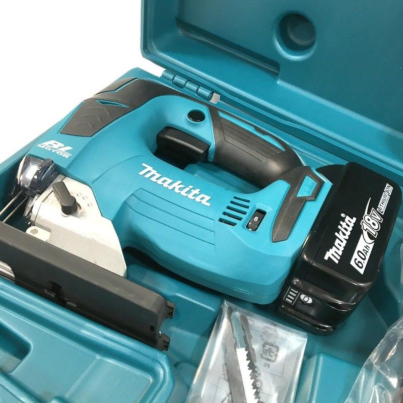 ♥ makita マキタ充電式ジグソー 18 V 6.0 Ah バッテリー 充電器付 切断 木材135 mm コードレス 工具 電動工具△ DW 3762