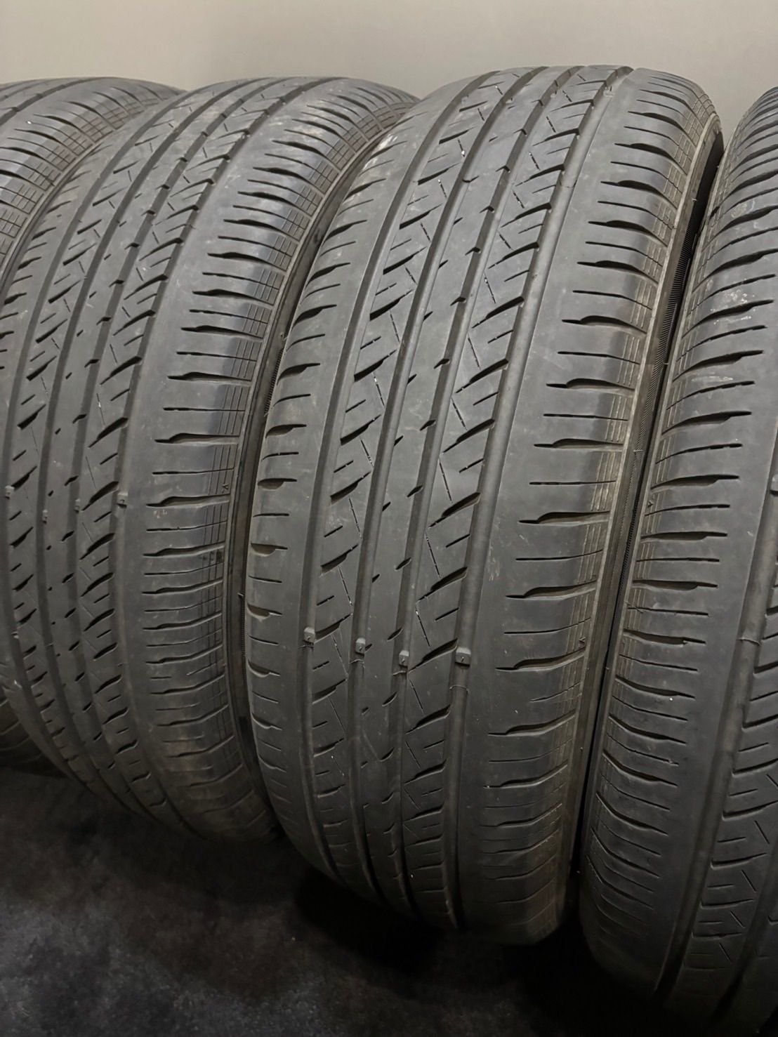 195|65 R 15 LauFenn|G FIT as-01 24年製 夏タイヤ サマータイヤ 4本 ノア ヴォクシー プリウス 南4-L 257