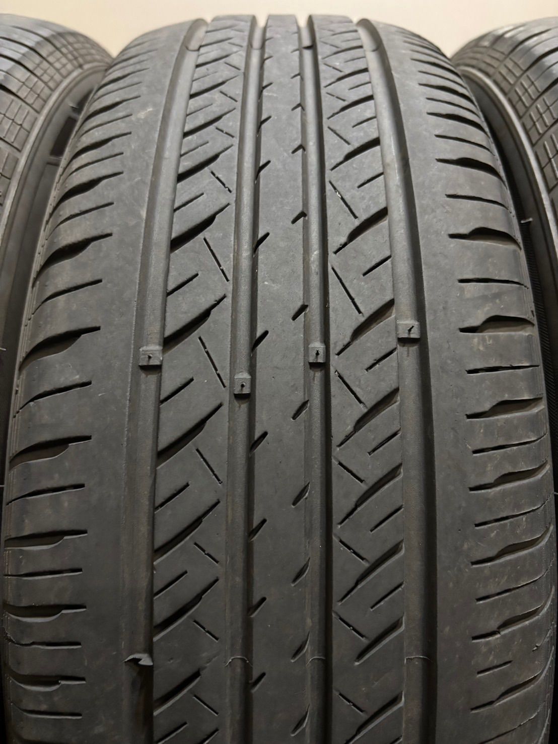 ヴォクシー プリウス