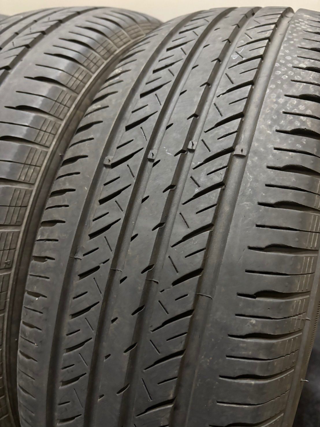  195|65 R 15 LauFenn|G FIT as-01 24年製 夏タイヤ サマータイヤ 4本 ノア ヴォクシー プリウス 南4-L 257 15インチ サマータイヤ ノーマルタイヤ