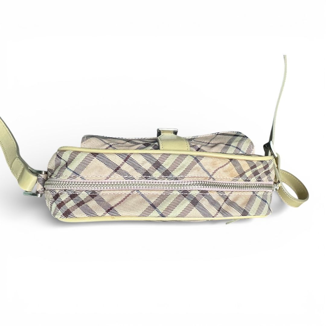 Burberry チェック柄 ショルダーバッグ BU1042 - メルカリ