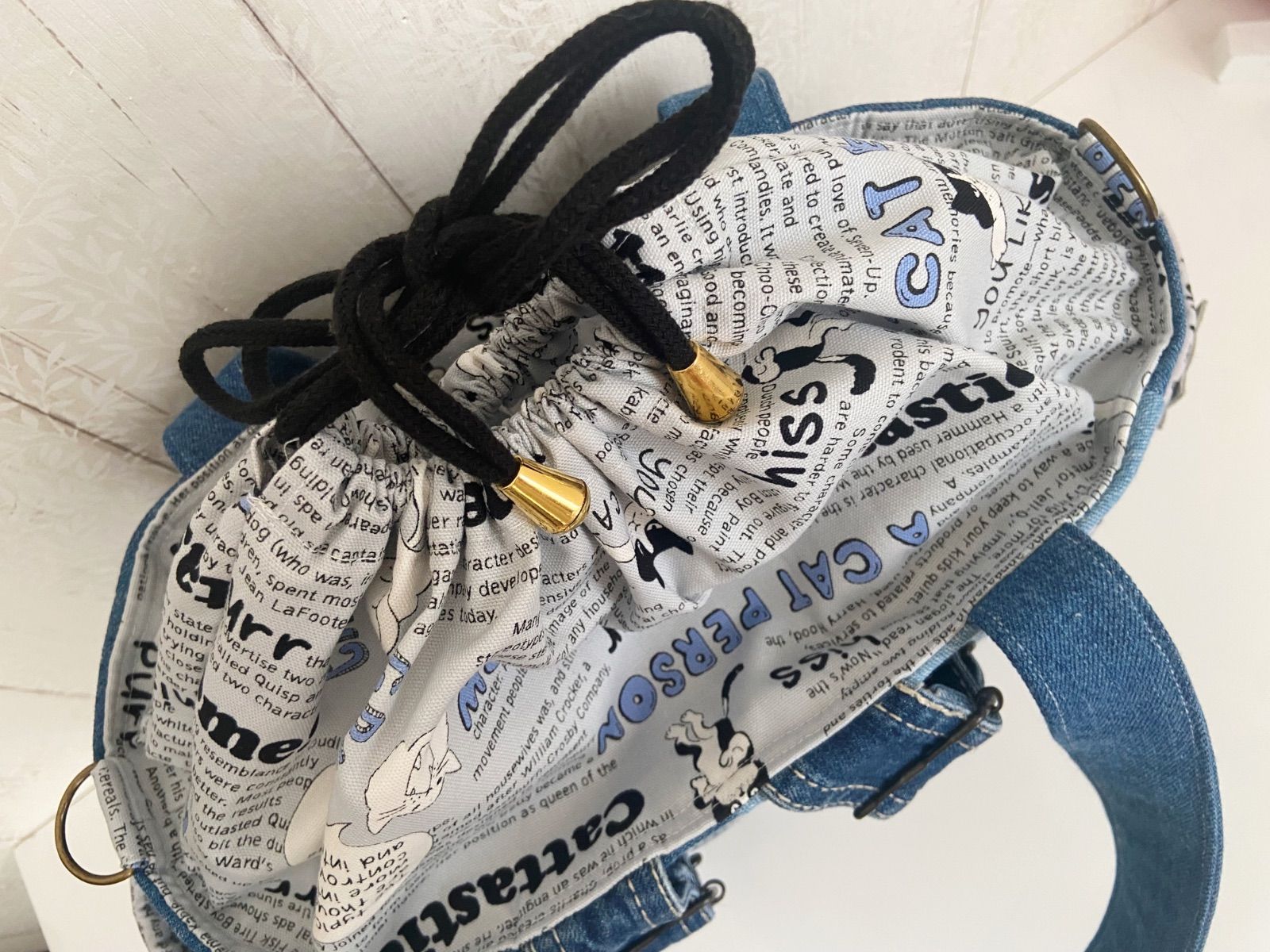 黒猫サロペット