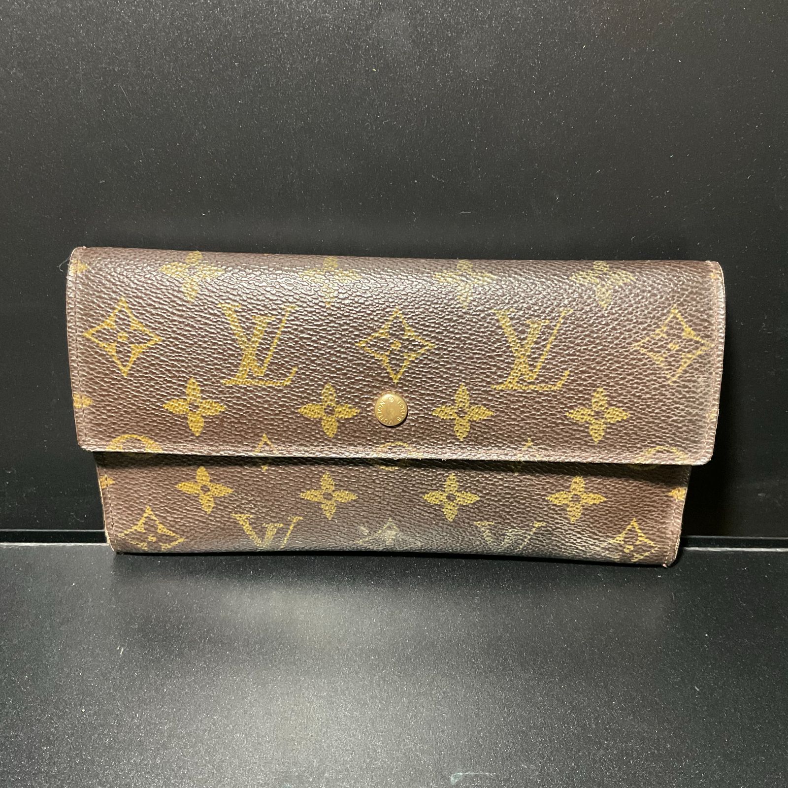 ルイヴィトン モノグラム ポルトトレゾールインターナショナル