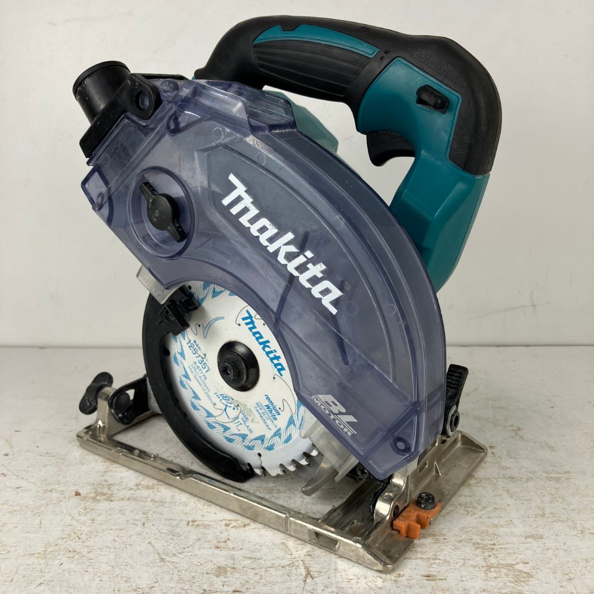 ЗЗMAKITA マキタ 18v 125mm 充電式防じん丸のこ ※バッテリー、充電器 