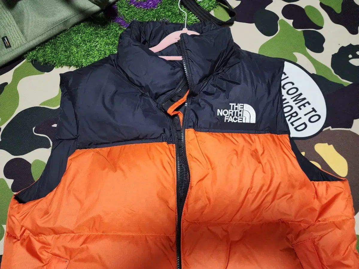 THE NORTH FACE ザノースフェイス ダウンベスト オレンジ XL - メルカリ