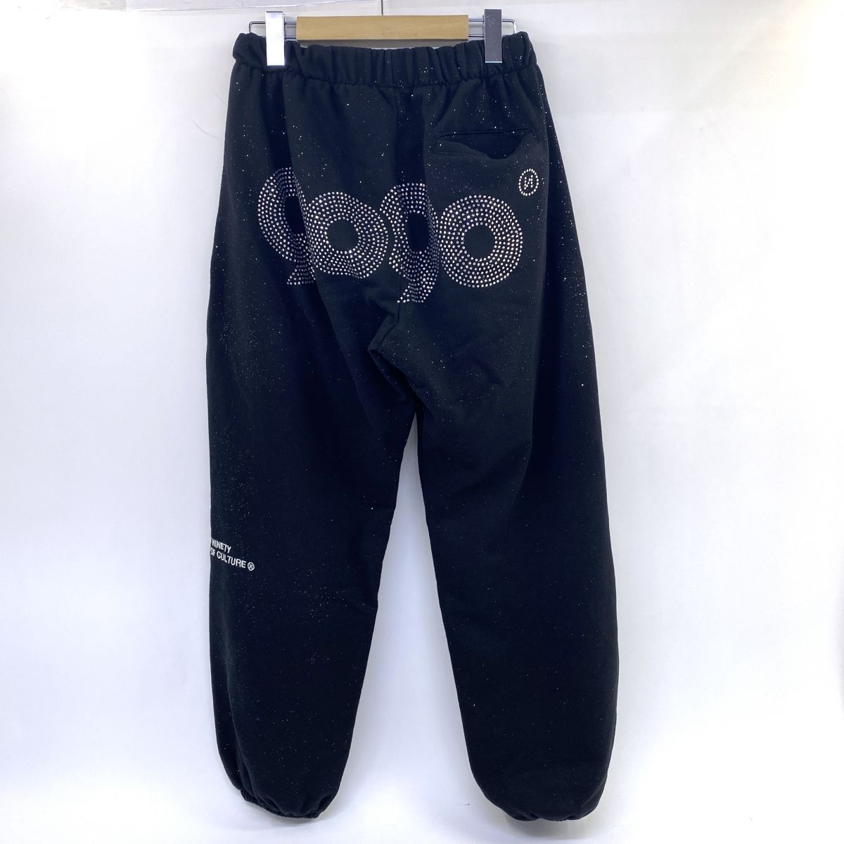 9090 girl ナインティナインティ ガール 90 Logo Glitter Light ラインストーン スウェットパンツ Mサイズ NT 52927 レディース