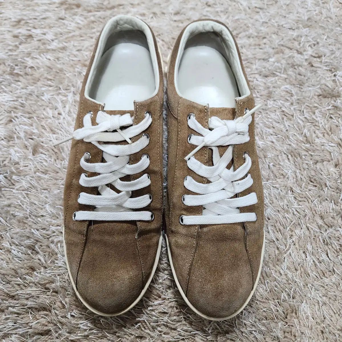 グッチ スウェード スニーカー メンズ 40 サイズ