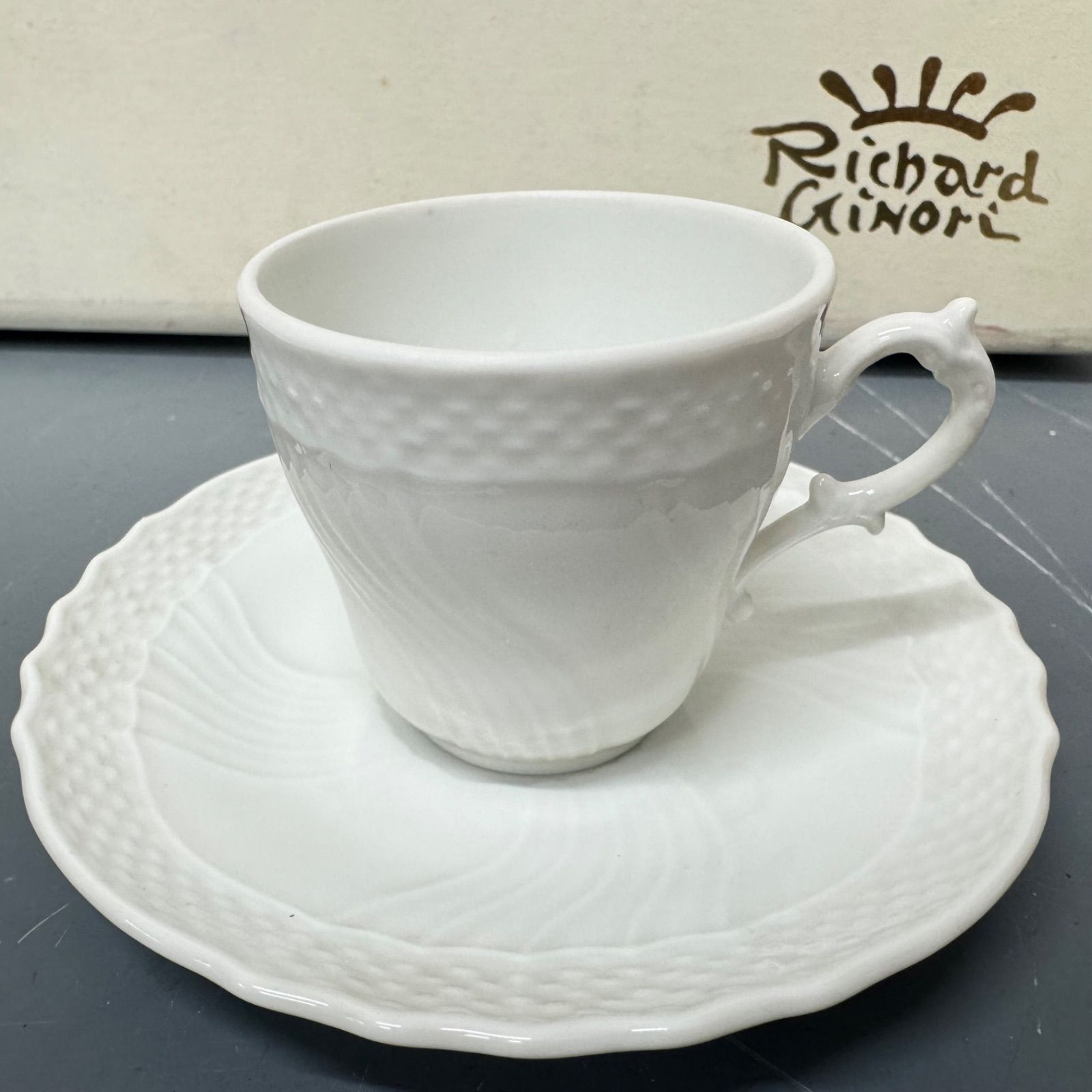 ティーカップ ソーサー