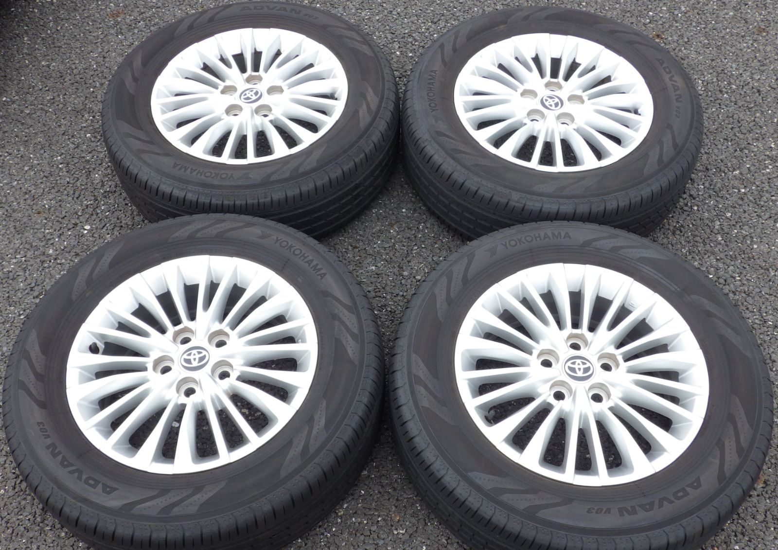 D 1630 トヨタ 40系 アルファード ヴェルファイア 225|65 R 17 ヨコハマ アドバン V 03 17インチ PCD 120|5 H