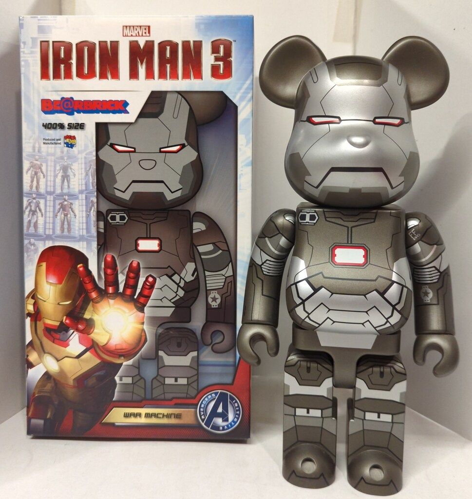 BE RBRICK WAR MACHINE 400%