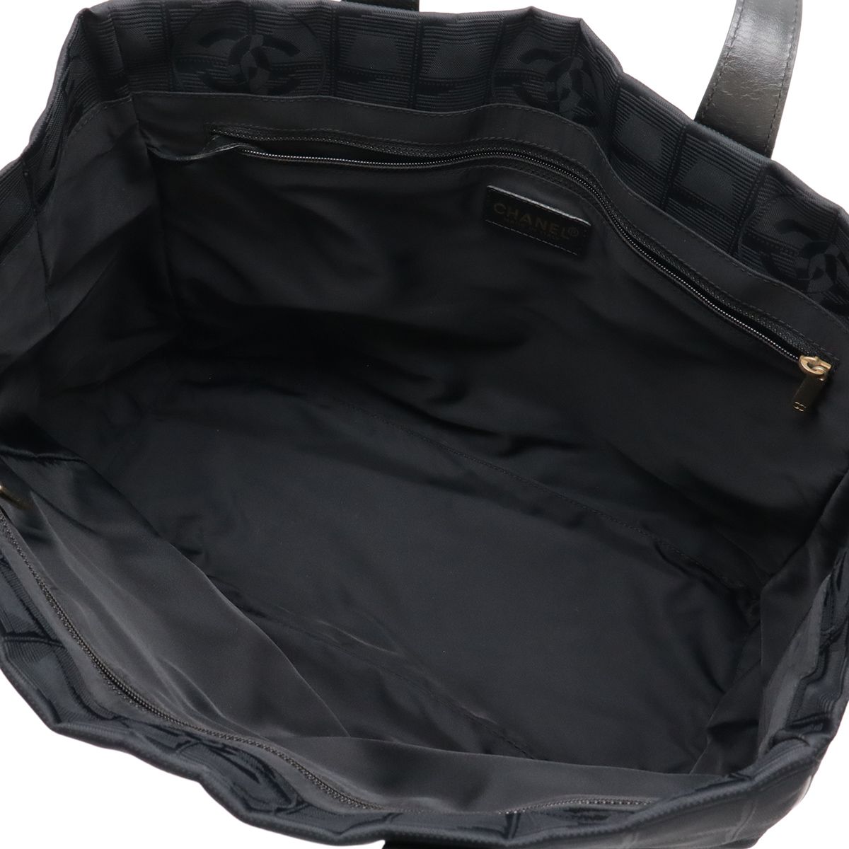 CHANEL シャネル ニュートラベルライン Newトラベルライン トートMM