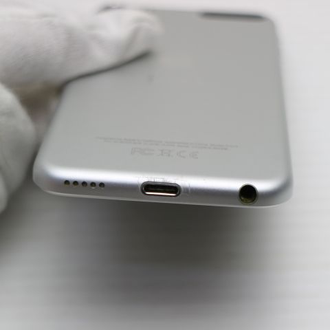 超 iPod touch 第6世代 32 GB シルバー オーディオプレイヤー Apple 本体 08000