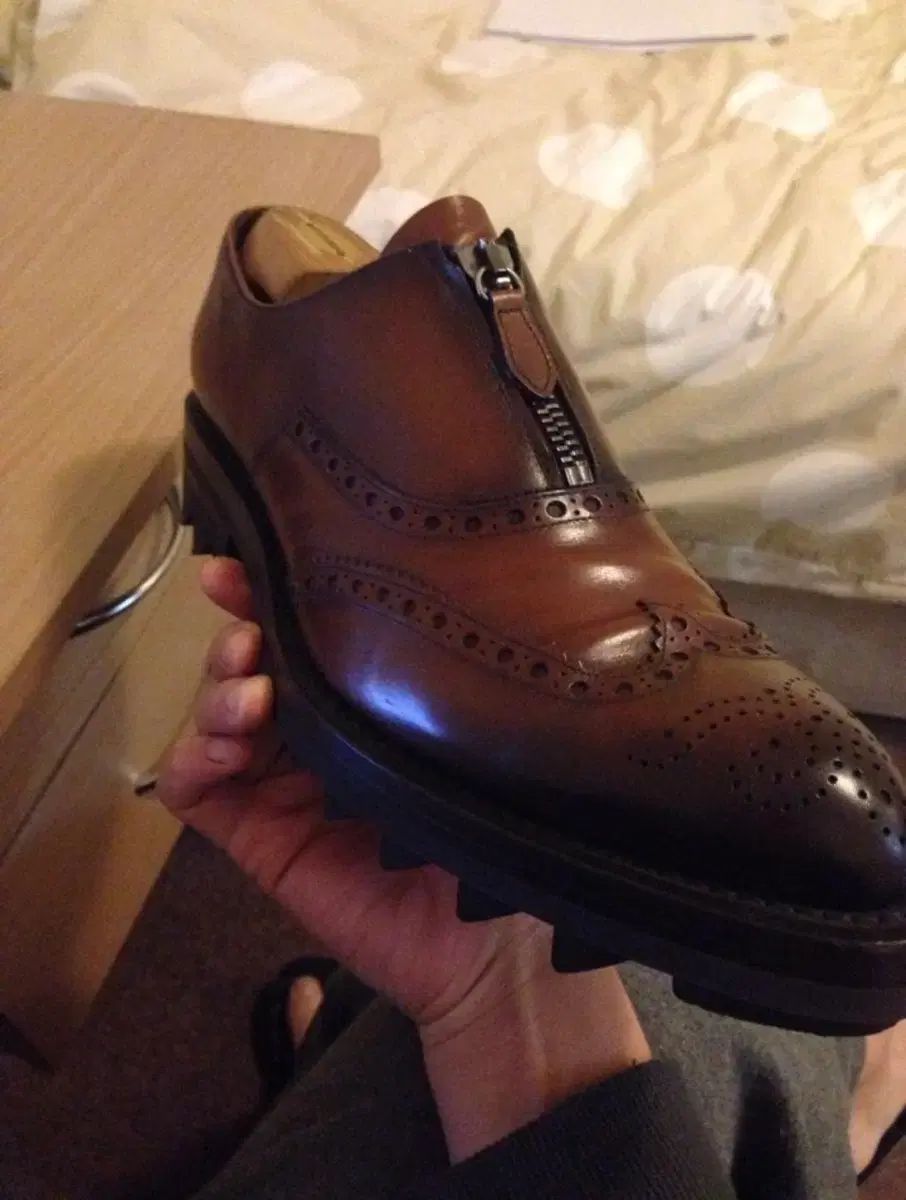 J2【used】 PRADA シャークソール センターシーム ￼￼カーフレザー J2【used】 PRADA シャークソール センターシーム ￼￼カーフレザー