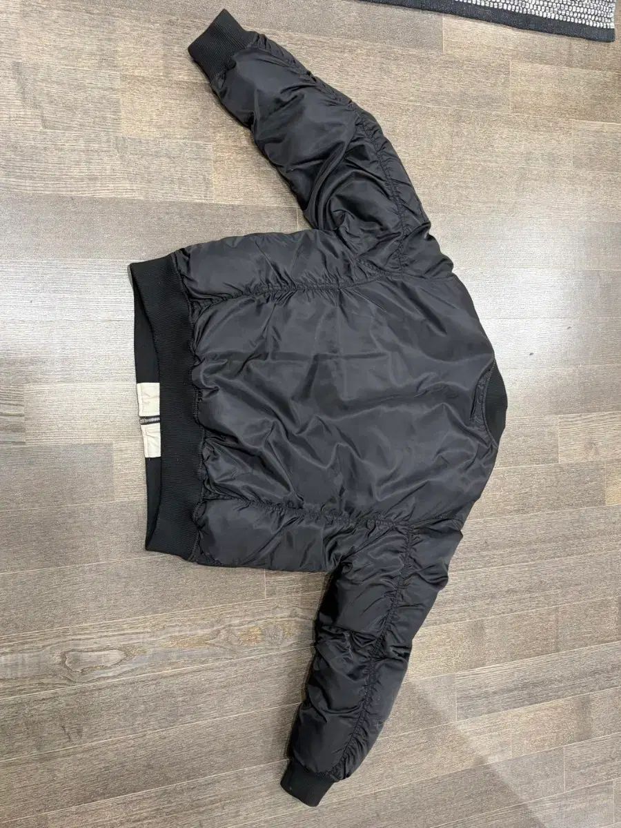 TBJ リバーシブル MA-1ジャケット